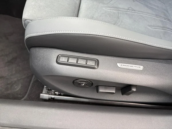 VOLKSWAGEN Passat SW (2026) — foto 8 van 22