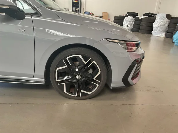 VOLKSWAGEN Golf VIII (2025) — foto 15 van 22