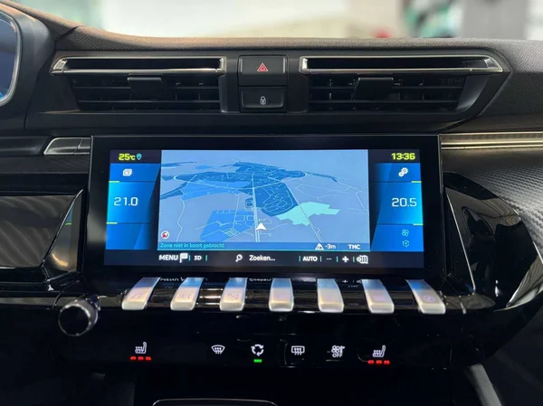 Peugeot 508 SW (2023) — foto 6 van 20