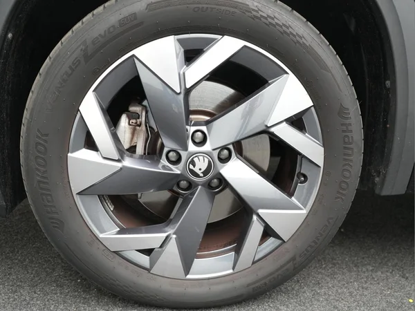 SKODA Kodiaq (2025) — foto 31 van 31