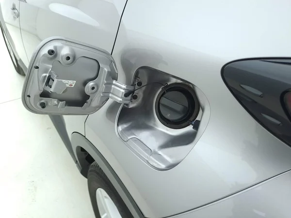 Toyota C-HR Hybrid (HEV) (2021) — foto 3 van 21