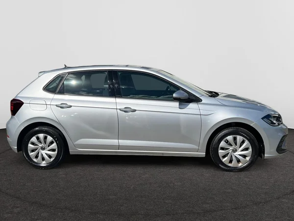 VOLKSWAGEN Polo (2024) — foto 21 van 24