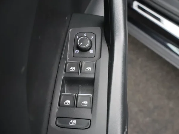 Volkswagen T-Cross (2025) — foto 16 van 29