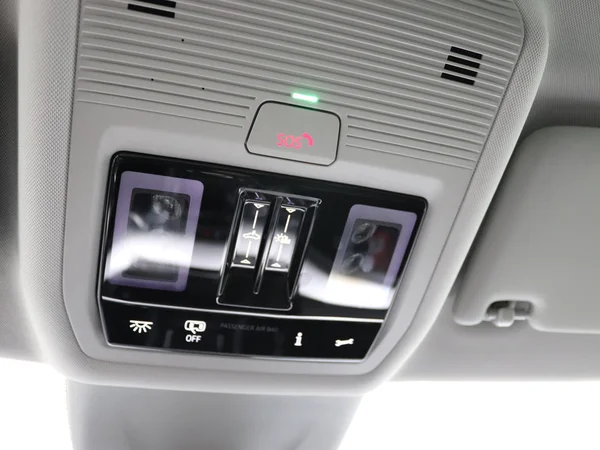 SKODA Octavia Combi (2024) — foto 11 van 32
