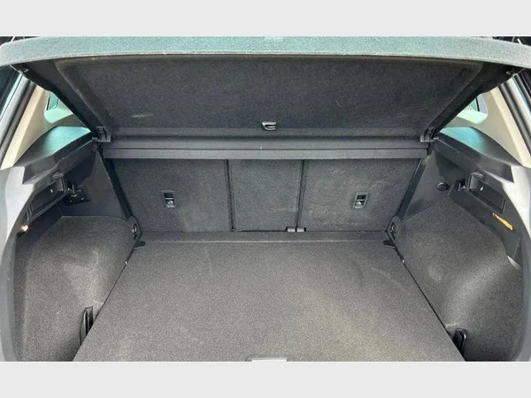 Volkswagen Tiguan (2021) — foto 4 van 30