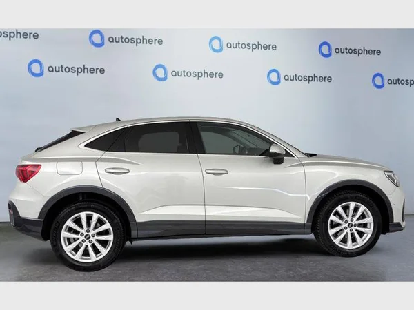 Audi Q3 Sportback (2023) — foto 14 van 15