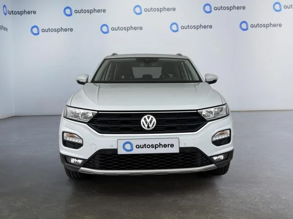 VOLKSWAGEN T-Roc (2018) — foto 11 van 17