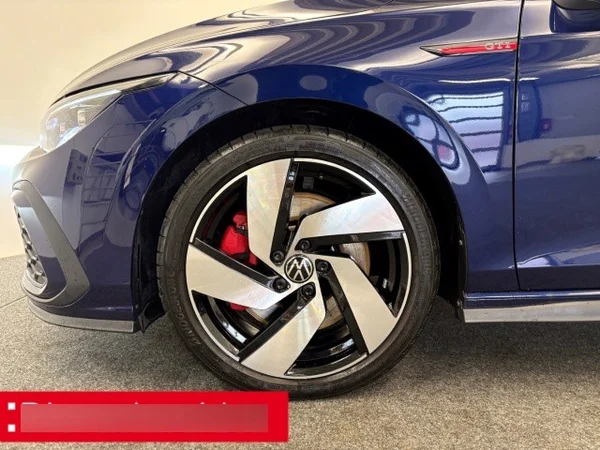 Volkswagen Golf VIII GTI (2023) — foto 12 van 15