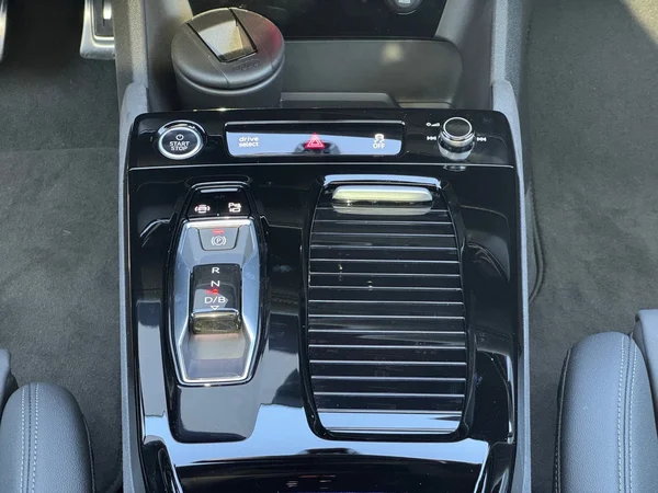 AUDI A6 Avant e-tron (2025) — foto 5 van 25