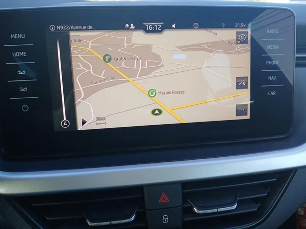 SKODA Kamiq (2021) — foto 17 van 17