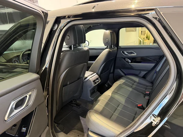 Land Rover Range Rover Velar (2021) — foto 20 van 28