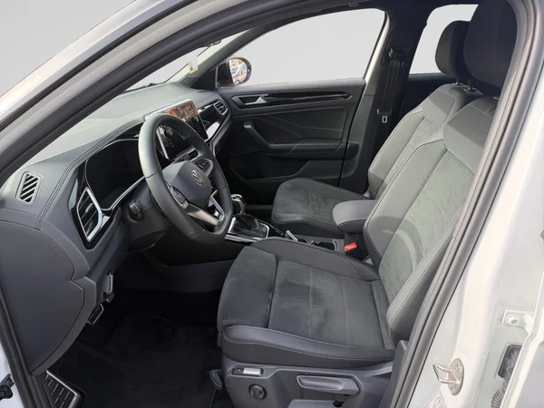 VOLKSWAGEN T-Roc (2025) — foto 10 van 23