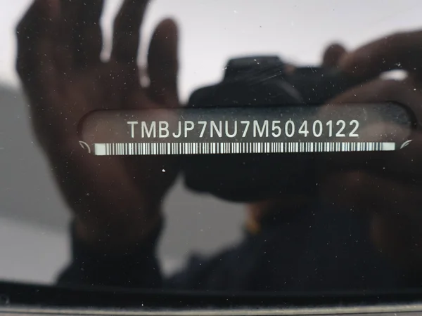 SKODA Karoq (2021) — foto 22 van 25