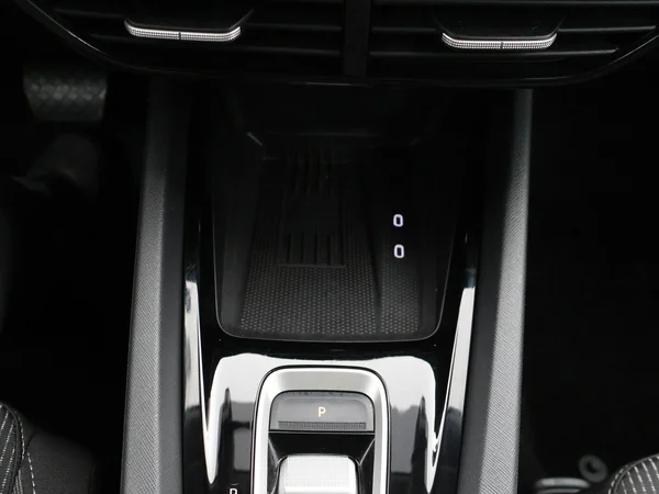 SKODA Octavia Combi (2025) — foto 16 van 28