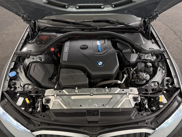 BMW 320 (2022) — foto 6 van 33