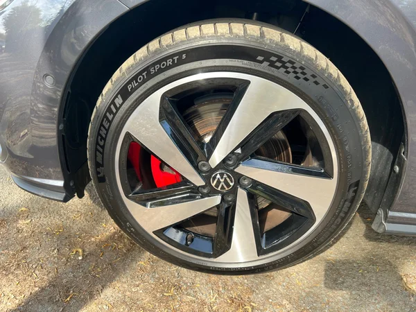 VOLKSWAGEN Polo GTI (2024) — foto 15 van 24