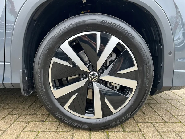 VOLKSWAGEN Tayron eHybrid (PHEV) (2025) — foto 16 van 24