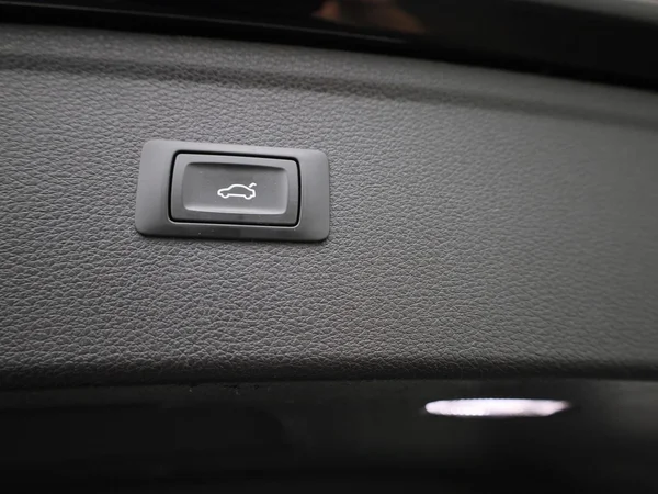 Audi Q5 (2023) — foto 4 van 44