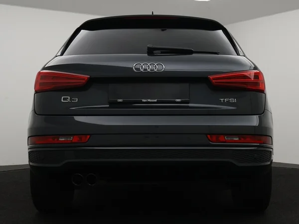 AUDI Q3 (2018) — foto 8 van 29