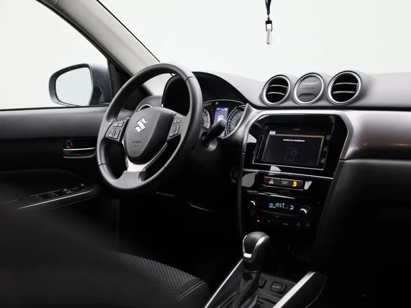 Suzuki Grand Vitara (2023) — foto 30 van 39