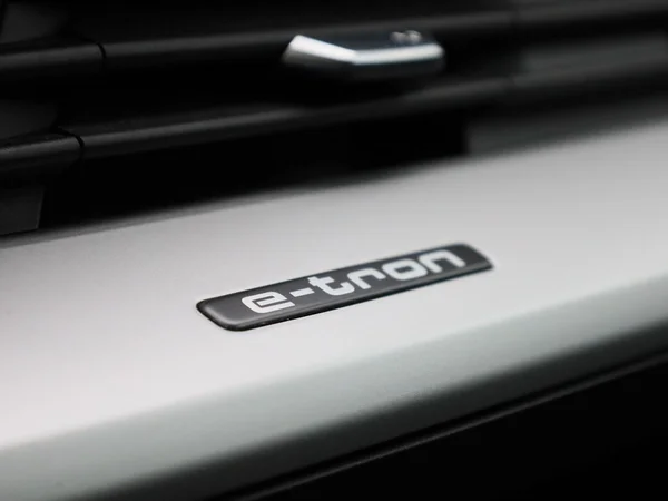 Audi Q4 e-tron (2023) — foto 19 van 43