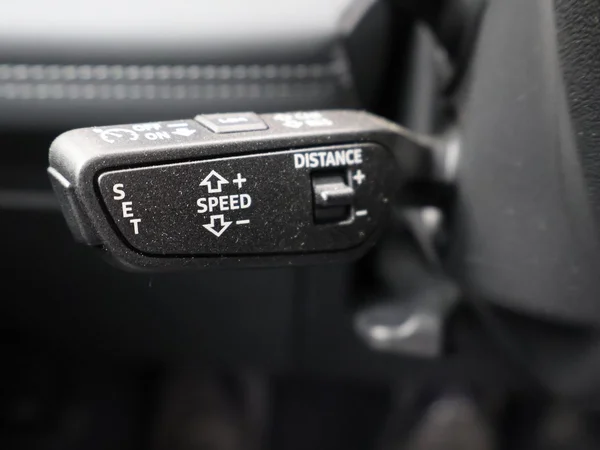 AUDI Q6 e-tron (2026) — foto 10 van 33