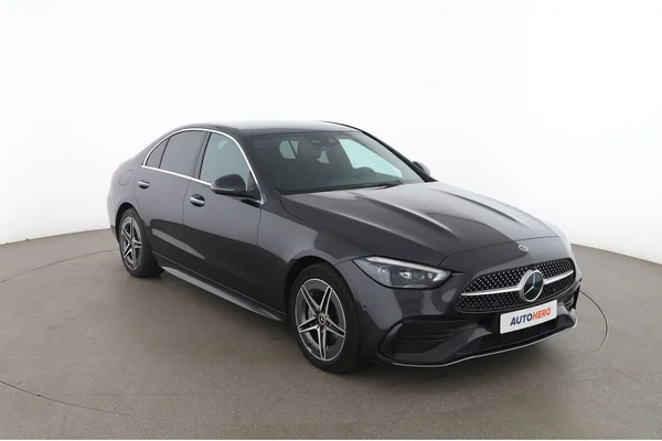 Mercedes-Benz C-Klasse (2024) — foto 17 van 18