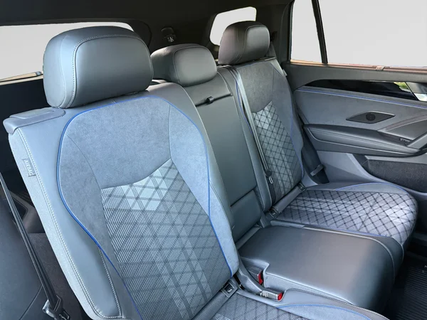 VOLKSWAGEN Tayron (2026) — foto 3 van 12