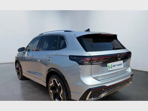 Volkswagen Tiguan (2024) — foto 12 van 26