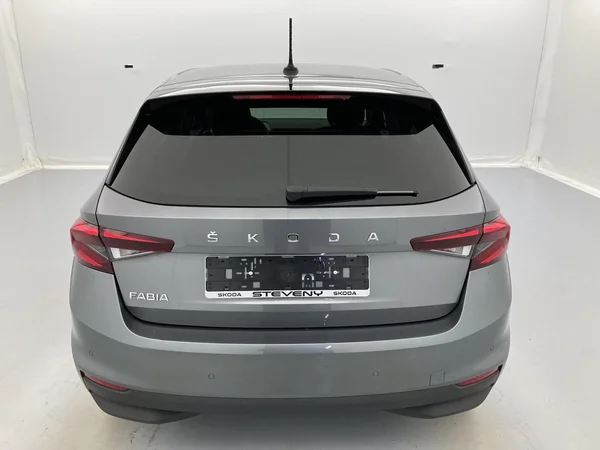 SKODA Fabia (2022) — foto 32 van 36