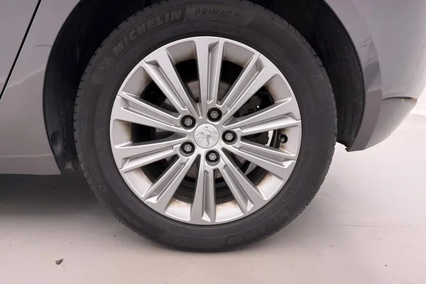 Peugeot 308 (2021) — foto 17 van 36