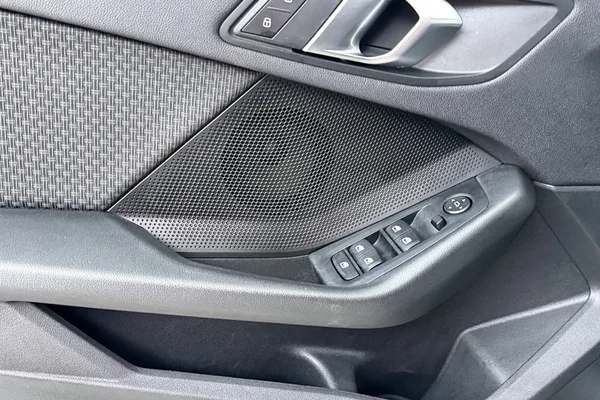 BMW 1 Hatch (F40) (2020) — foto 8 van 22