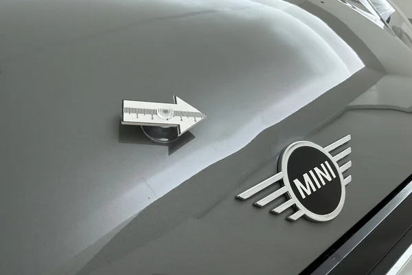 Mini 5 Doors (F55 LCI II) (2021) — foto 8 van 16