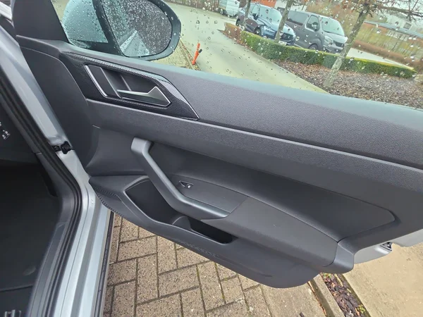 VOLKSWAGEN Taigo (2026) — foto 17 van 24