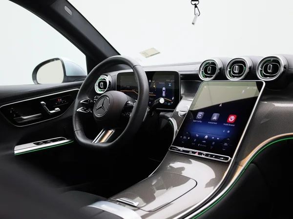 Mercedes-Benz GLC (2025) — foto 37 van 49