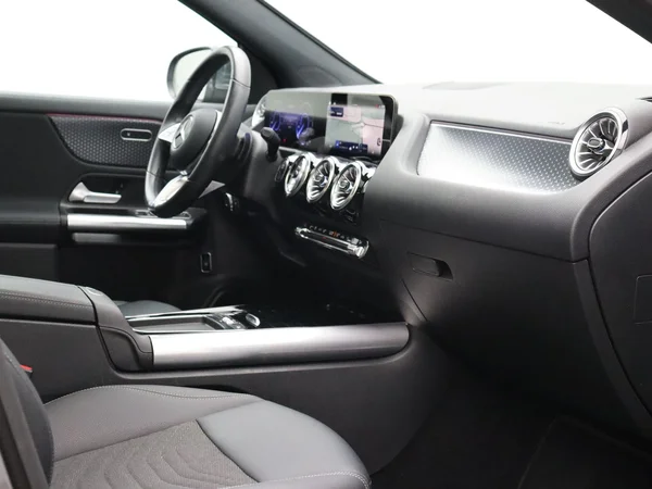 Mercedes-Benz EQA (2025) — foto 17 van 27