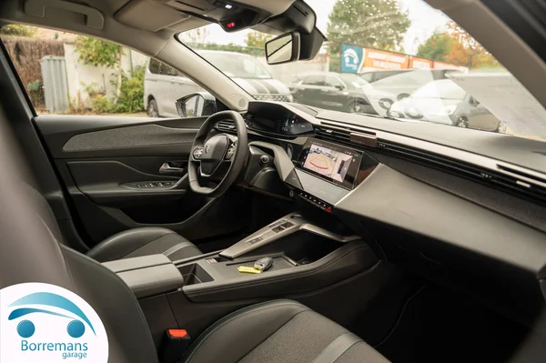 Peugeot 308 (2023) — foto 37 van 60