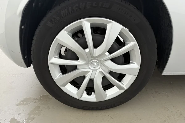 Opel Corsa (2025) — foto 11 van 23