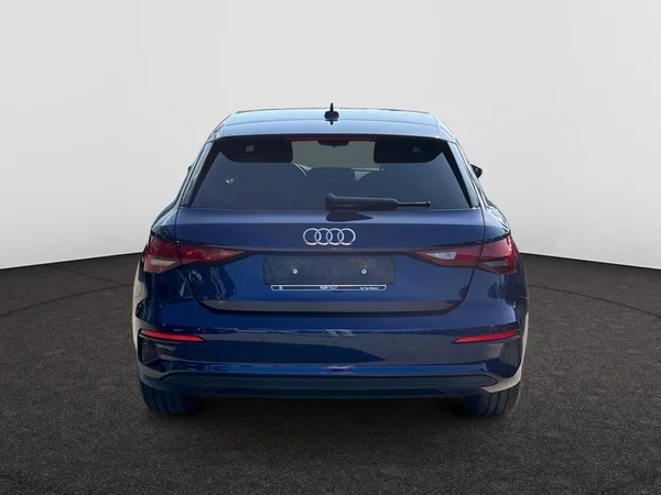 AUDI A3 Sportback (2024) — foto 13 van 21