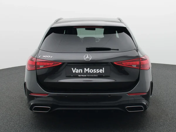 Mercedes-Benz C-Klasse (2025) — foto 24 van 28
