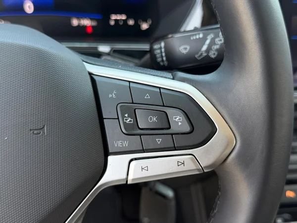 VOLKSWAGEN T-Cross (2023) — foto 7 van 20