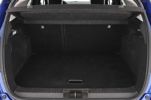 Renault Captur (2020) — foto 8 van 16