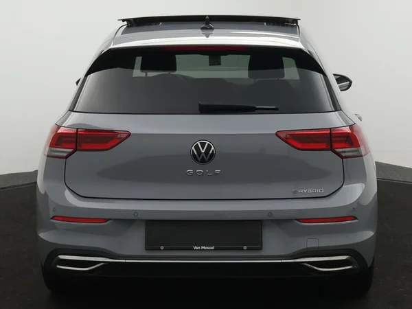 VOLKSWAGEN Golf VIII eHybrid (PHEV) (2024) — foto 24 van 29