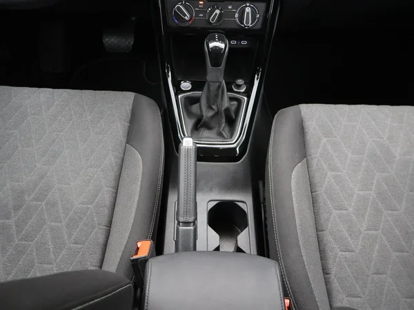 Volkswagen T-Cross (2025) — foto 13 van 27