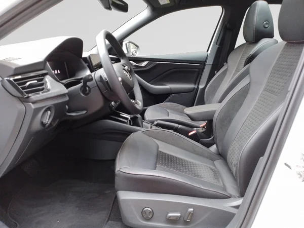 SKODA Scala (2025) — foto 2 van 15