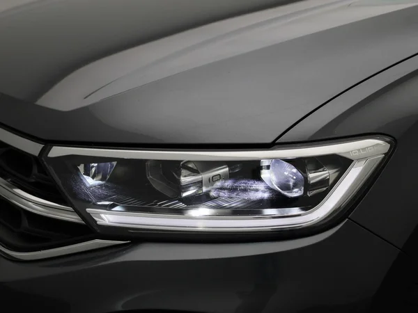 Volkswagen T-Roc (2024) — foto 9 van 39