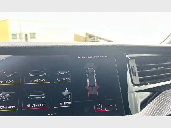 Audi A1 allstreet (2025) — foto 11 van 29