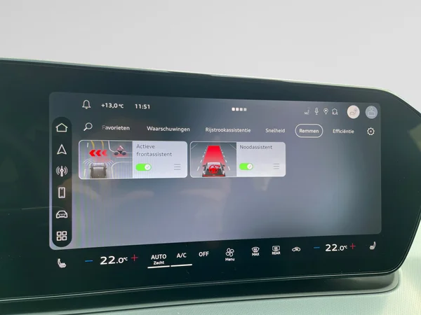 AUDI Q3 SUV (2025) — foto 20 van 23