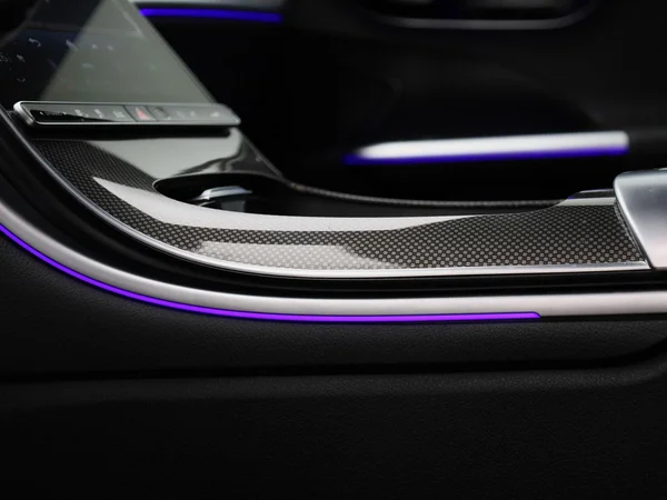 Mercedes-Benz C-Klasse (2023) — foto 38 van 60