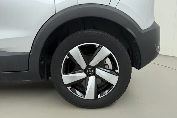 Opel Crossland (2022) — foto 21 van 24